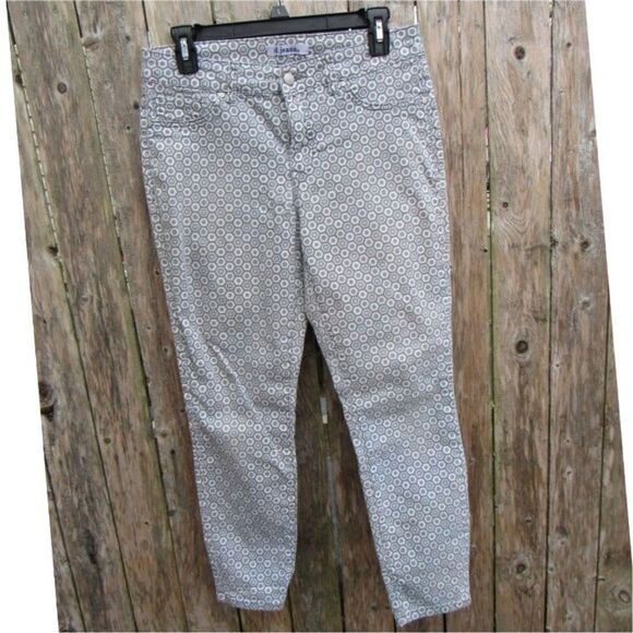 Woemns Cropped Pants SZ 8 All Over Geometric Print Mid Rise  By D. Jeans Gray - Picture 4 of 5